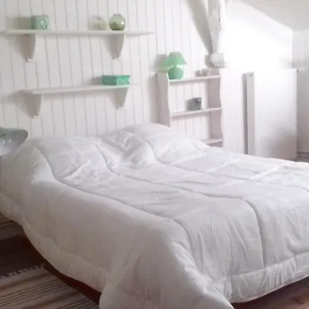 Maison De 3 Chambres Avec Jardin Et Wifi A Semesterbostad *